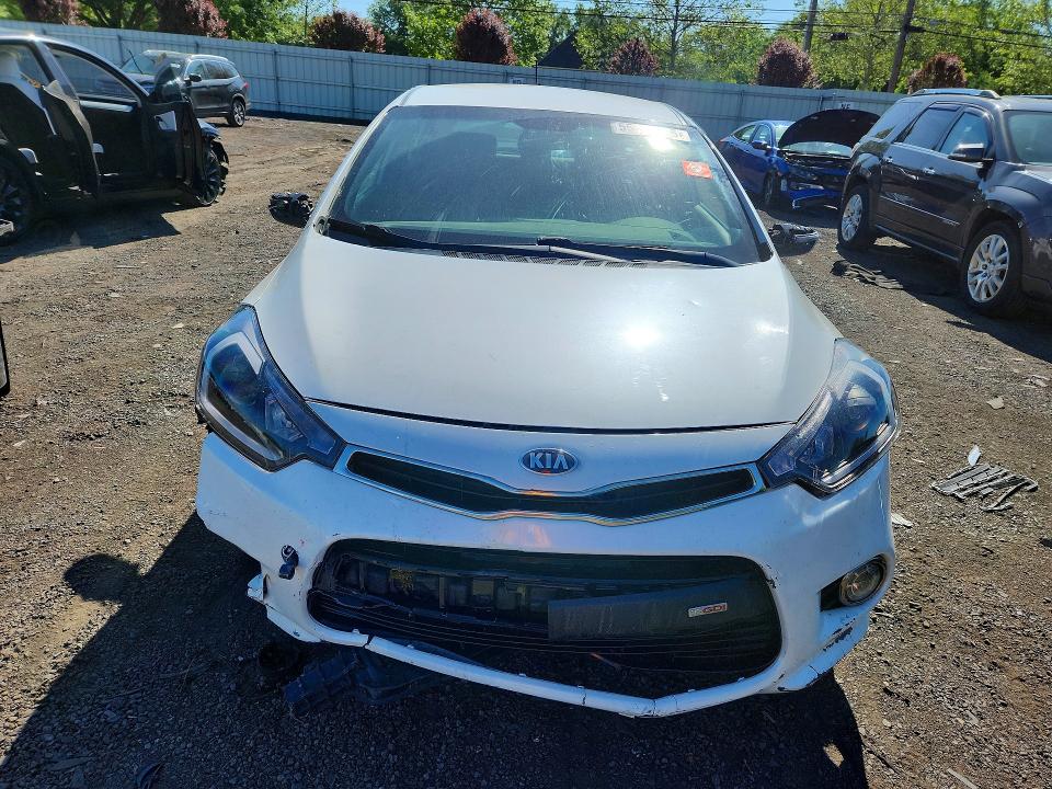 55177946 :رقم المزاد ، KNAFZ5A32G5632465 vin ، 2016 Kia Forte مزاد بيع