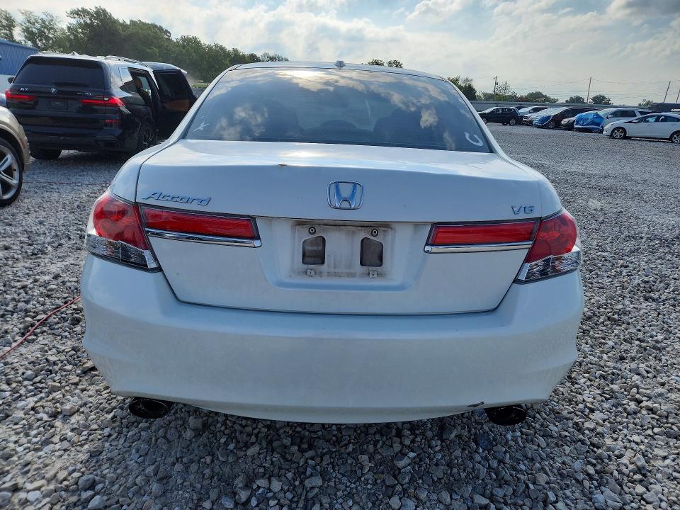 55112796 :رقم المزاد ، 1HGCP3F88CA018592 vin ، 2012 Honda Accord مزاد بيع