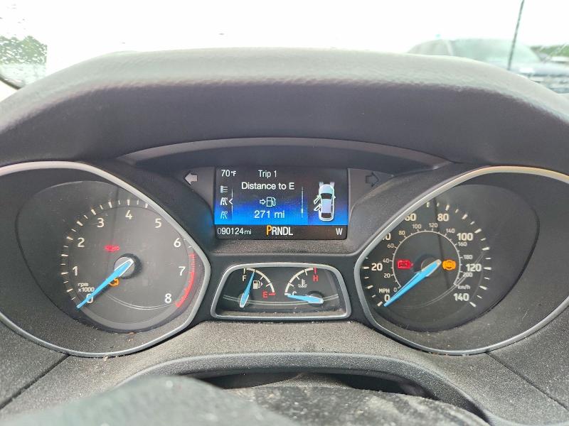 2017 Ford Focus მანქანა იყიდება აუქციონზე, vin: 1FADP3K2XHL326918, აუქციონის ნომერი: 57370316