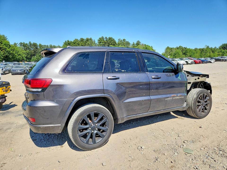 56116176 :رقم المزاد ، 1C4RJFAG9JC272727 vin ، 2018 Jeep Grand Cherokee مزاد بيع
