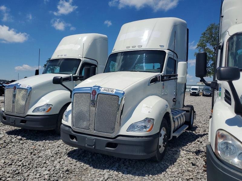Продаж на аукціоні авто 2017 Kenworth Construction, vin: 1XKYAP8X5HJ171668, номер лоту: 54436746