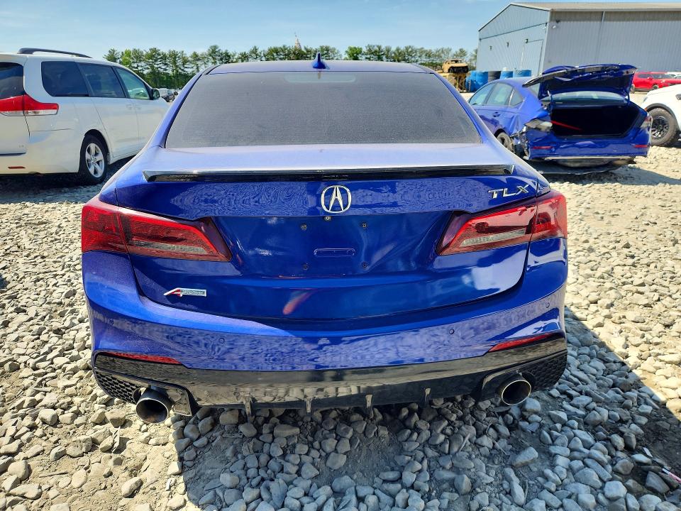 2018 Acura Tlx მანქანა იყიდება აუქციონზე, vin: 19UUB2F63JA012949, აუქციონის ნომერი: 55655036