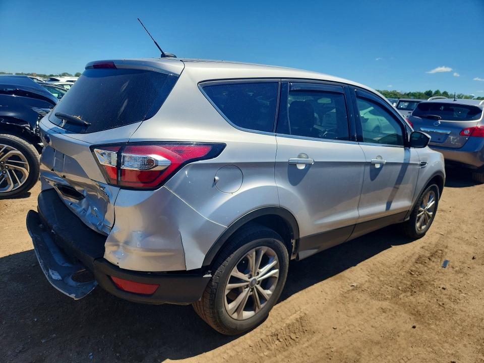 2017 Ford Escape მანქანა იყიდება აუქციონზე, vin: 1FMCU9GDXHUE05183, აუქციონის ნომერი: 58227526