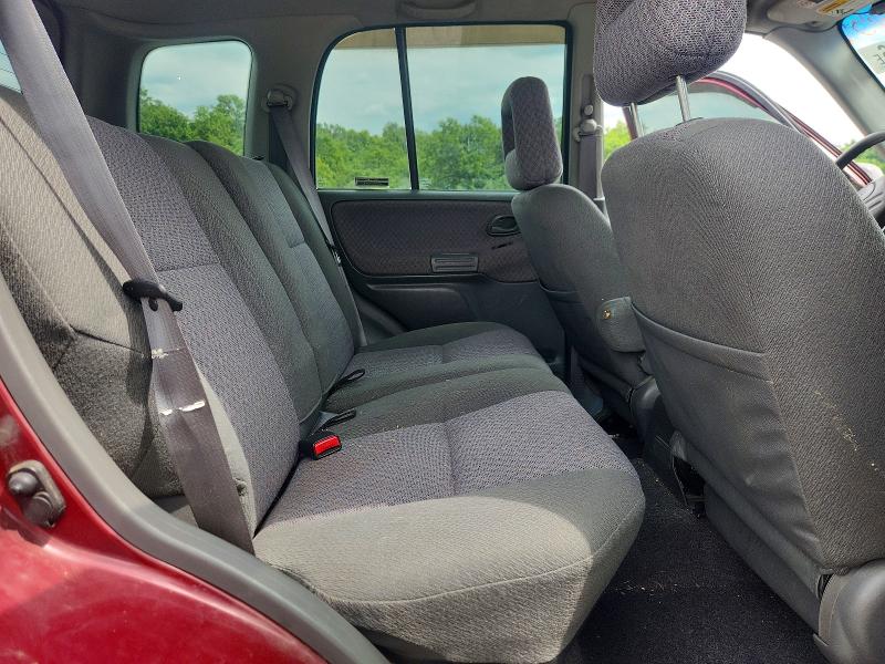 56691606 :رقم المزاد ، 2CNBJ13C526943654 vin ، 2002 Chevrolet Tracker مزاد بيع