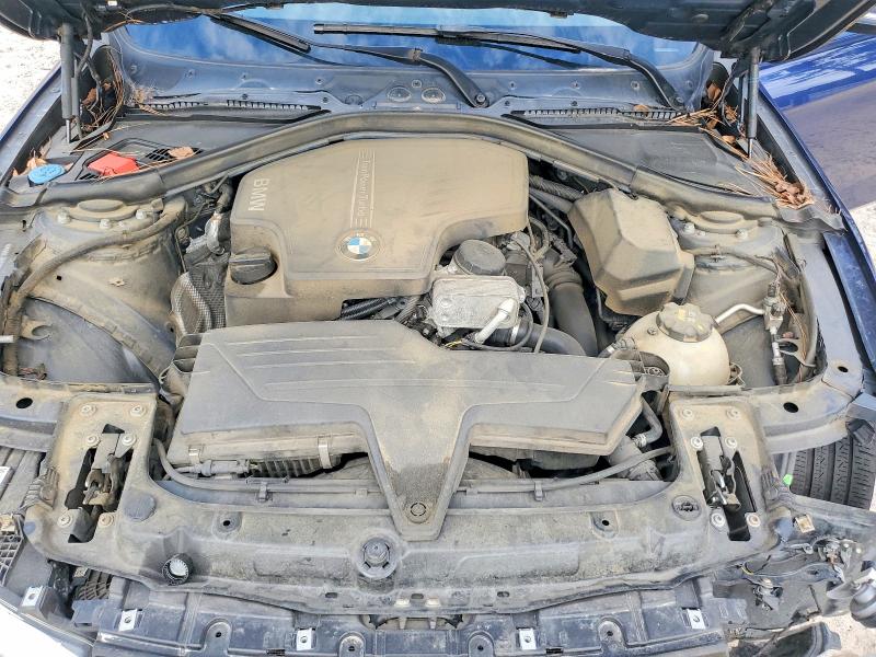56313276 :رقم المزاد ، WBA8E3C57GK504716 vin ، 2016 Bmw 328 مزاد بيع