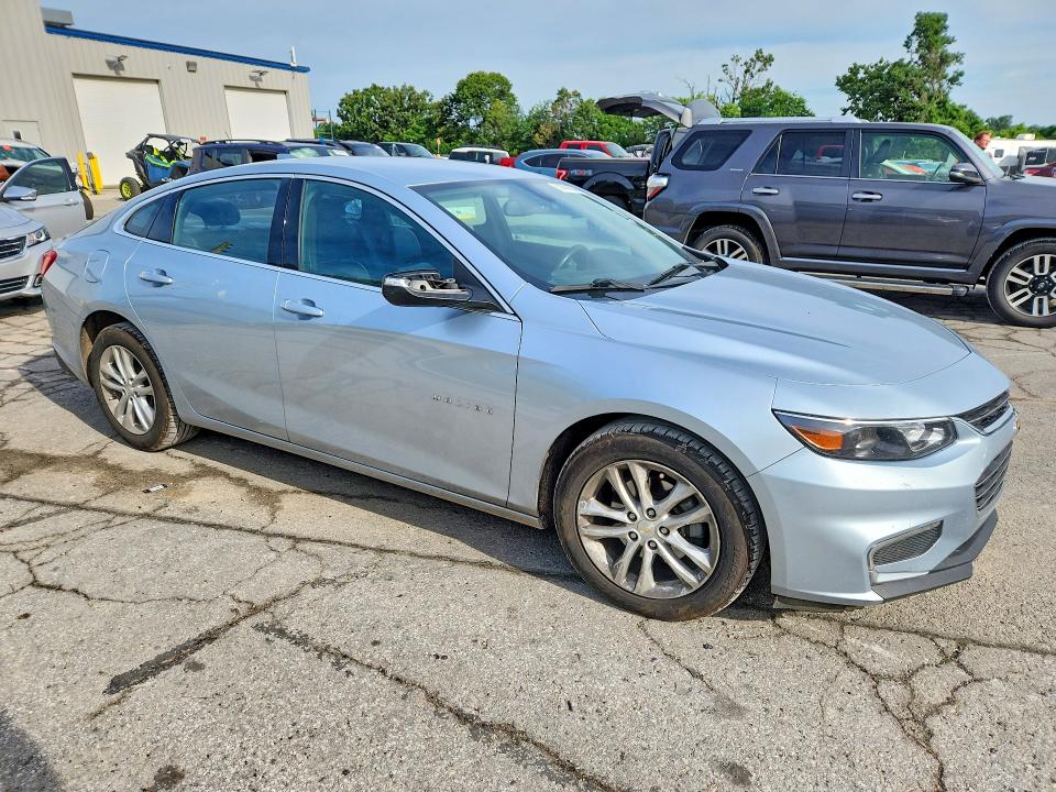 55581266 :رقم المزاد ، 1G1ZE5ST1HF251754 vin ، 2017 Chevrolet Malibu مزاد بيع