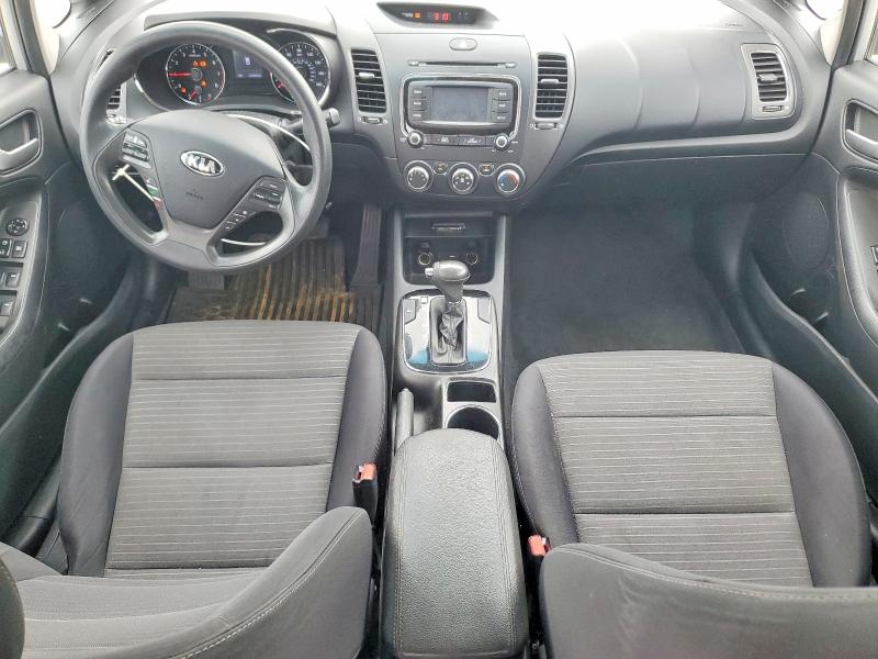58907526 :رقم المزاد ، 3KPFL4A76HE153442 vin ، 2017 Kia Forte مزاد بيع