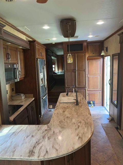 2014 Grand Design Trailers მანქანა იყიდება აუქციონზე, vin: 5KEFA4337E1007258, აუქციონის ნომერი: 57243176