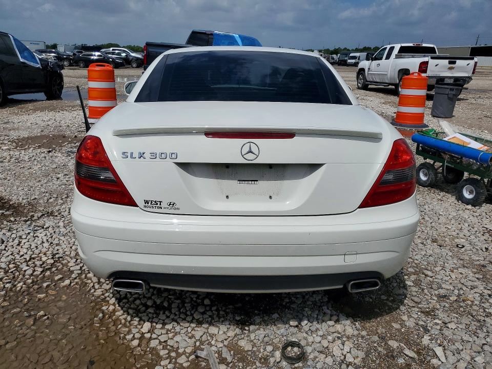 2011 Mercedes-benz Slk მანქანა იყიდება აუქციონზე, vin: WDBWK5EA9BF239032, აუქციონის ნომერი: 57609056