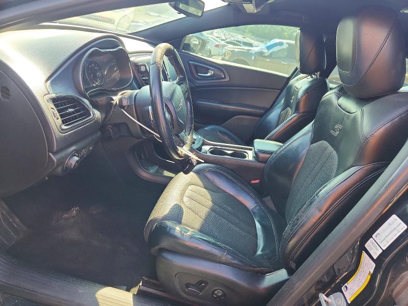 57362026 :رقم المزاد ، 1C3CCCBB7FN573112 vin ، 2015 Chrysler 200 مزاد بيع