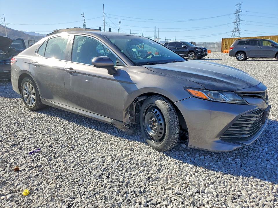 Продаж на аукціоні авто 2018 Toyota Camry, vin: 4T1B11HK3JU568122, номер лоту: 56343396