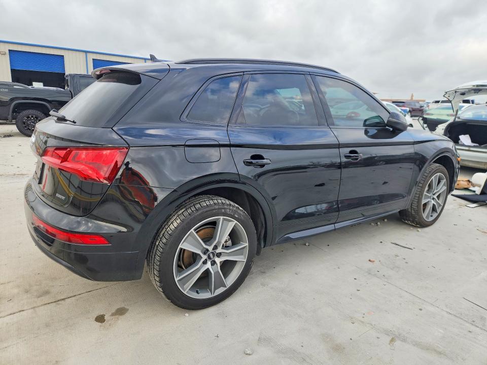 2020 Audi Q5 მანქანა იყიდება აუქციონზე, vin: WA1BNAFY7L2068117, აუქციონის ნომერი: 57732866