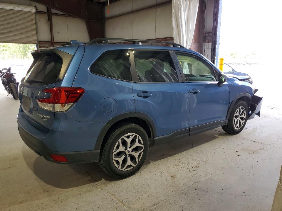 Продажа на аукционе авто 2023 Subaru Forester, vin: JF2SKAEC0PH451731, номер лота: 57834546
