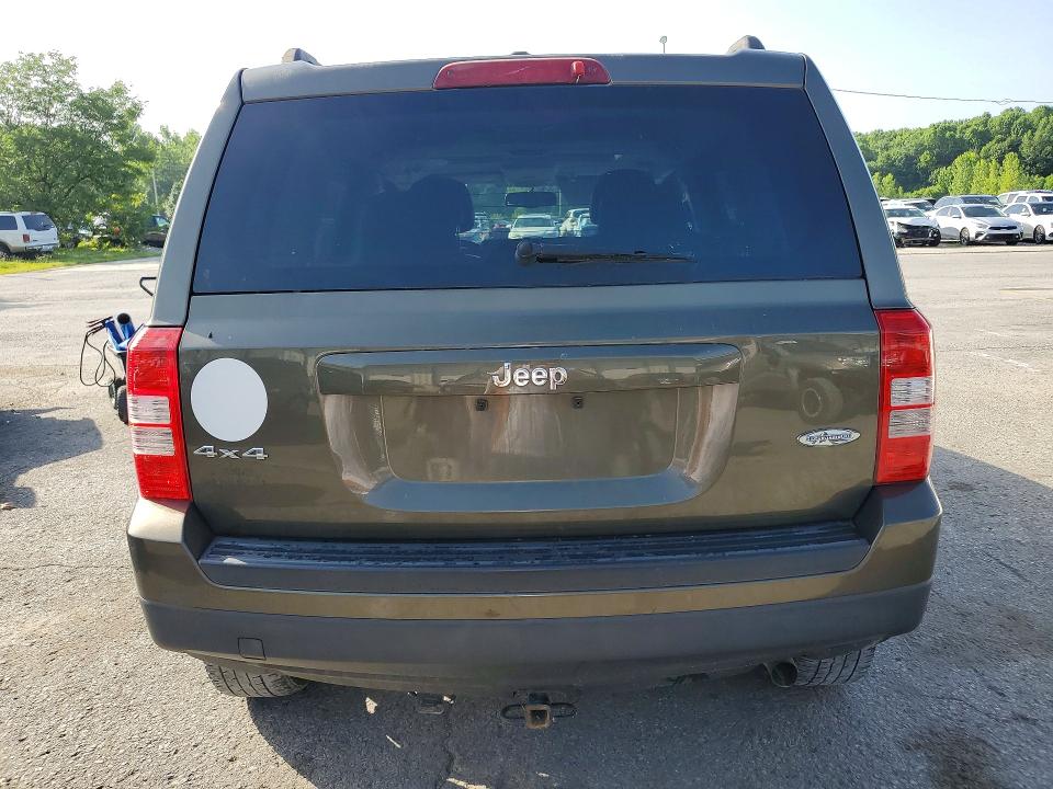 Auction sale of the 2015 Jeep Patriot, vin: 1C4NJRFB0FD272209, lot number: 59216886
