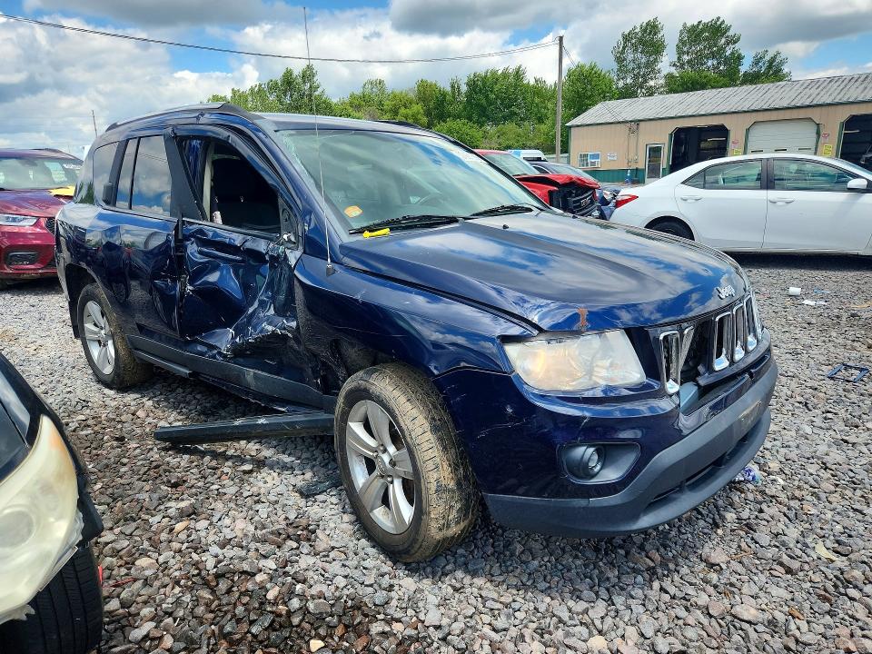 2012 Jeep Compass მანქანა იყიდება აუქციონზე, vin: 1C4NJDEB9CD577627, აუქციონის ნომერი: 57921666