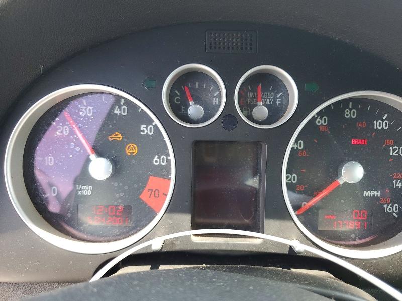 2001 Audi Tt მანქანა იყიდება აუქციონზე, vin: TRUUT28N811029283, აუქციონის ნომერი: 55846326