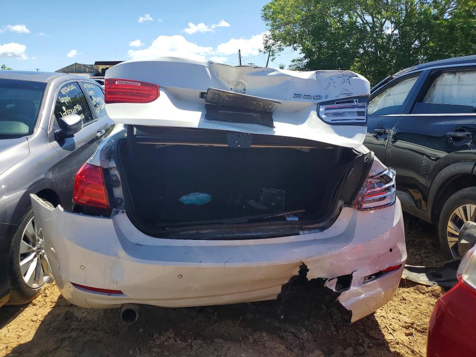 2015 Bmw 320 მანქანა იყიდება აუქციონზე, vin: WBA3B1C54FK140339, აუქციონის ნომერი: 55576486