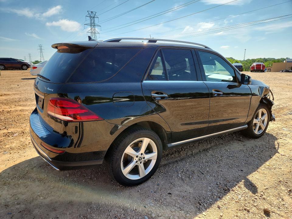 2017 Mercedes-benz Gle მანქანა იყიდება აუქციონზე, vin: 4JGDA5HB8HA963005, აუქციონის ნომერი: 55412026