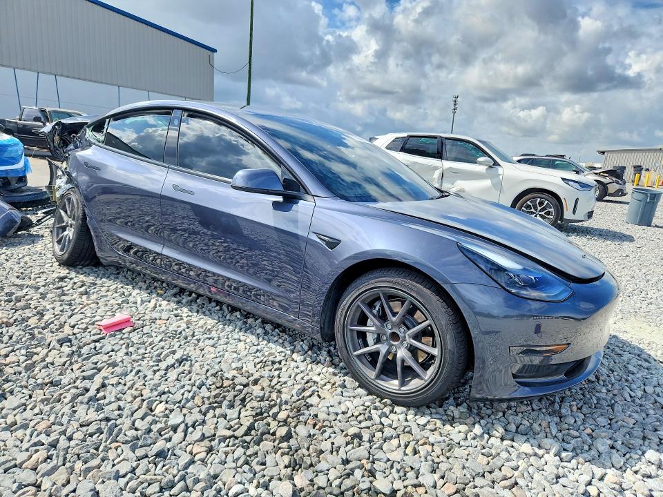 Продажа на аукционе авто 2022 Tesla Model 3, vin: 5YJ3E1EA2NF331211, номер лота: 56849066