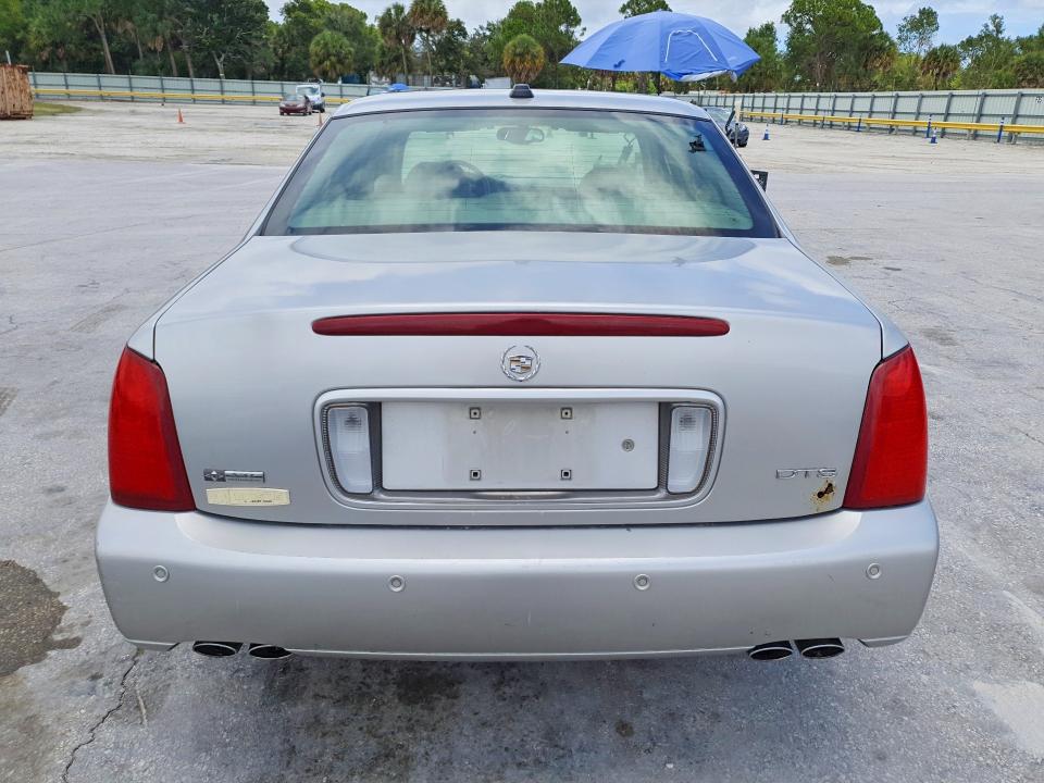 2004 Cadillac Deville მანქანა იყიდება აუქციონზე, vin: 1G6KF57924U202865, აუქციონის ნომერი: 56949856