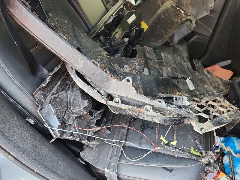 57615916 :رقم المزاد ، 7FARS5H89RE032022 vin ، 2024 Honda Cr-v مزاد بيع