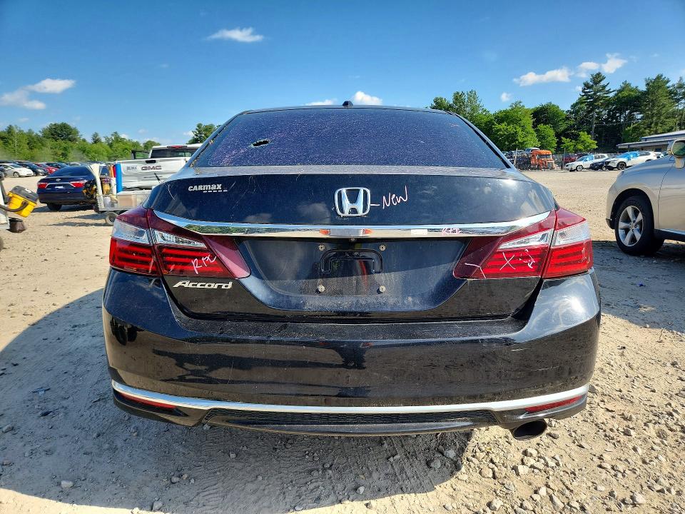 Продаж на аукціоні авто 2017 Honda Accord, vin: 1HGCR2F75HA004362, номер лоту: 56869806