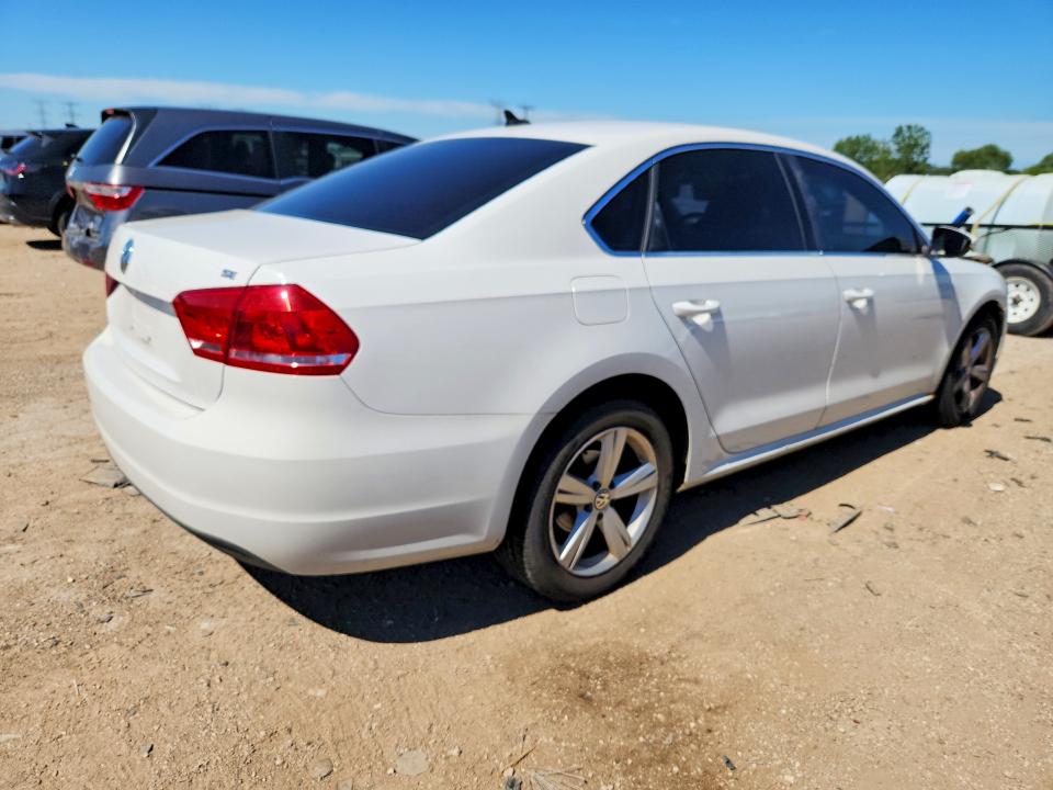 57697366 :رقم المزاد ، 1VWBH7A38CC088623 vin ، 2012 Volkswagen Passat مزاد بيع