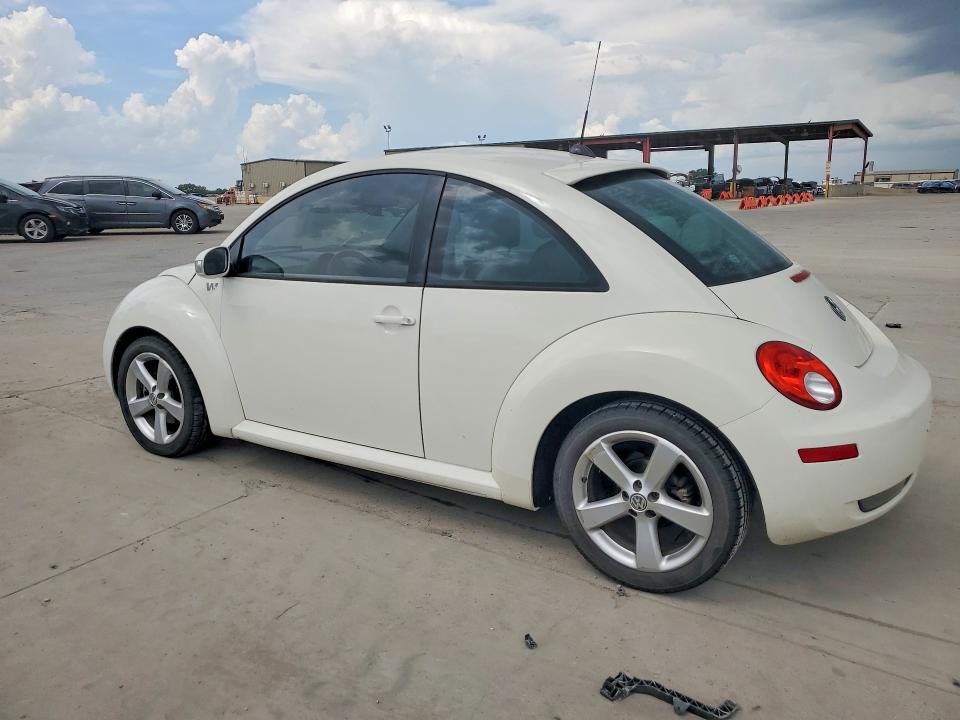 55905716 :رقم المزاد ، 3VWFW31C88M517345 vin ، 2008 Volkswagen New Beetle مزاد بيع