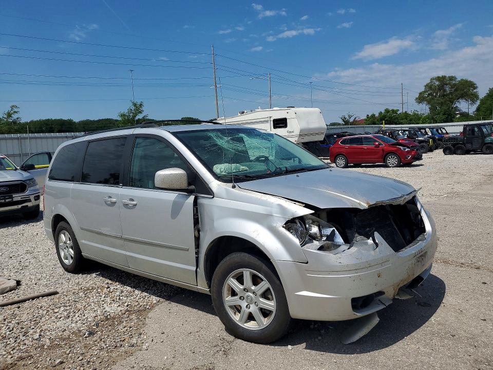 57758646 :رقم المزاد ، 2A4RR5D14AR150286 vin ، 2010 Chrysler Town & Country مزاد بيع
