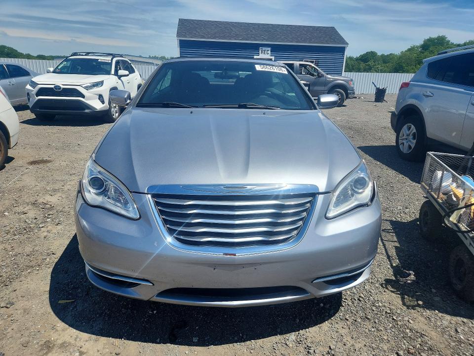 Продаж на аукціоні авто 2013 Chrysler 200, vin: 1C3BCBEB4DN511973, номер лоту: 58626106