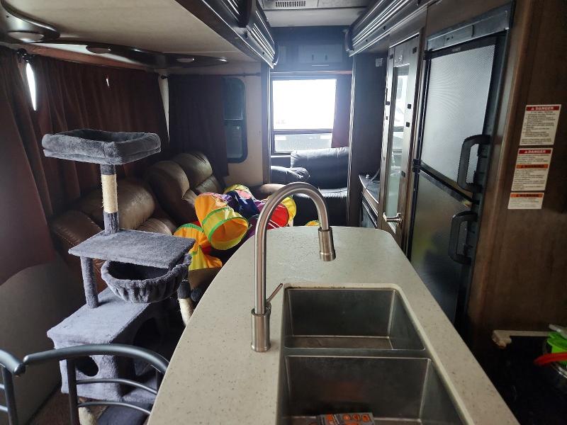 Продажа на аукционе авто 2019 Keystone Cougar, vin: 4YDF30R23K2500907, номер лота: 55648856
