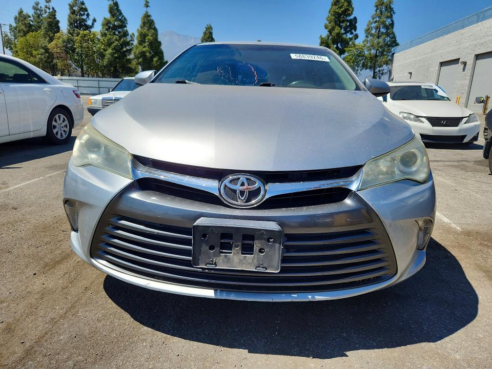 2015 Toyota Camry მანქანა იყიდება აუქციონზე, vin: 4T1BF1FK2FU968880, აუქციონის ნომერი: 58839246