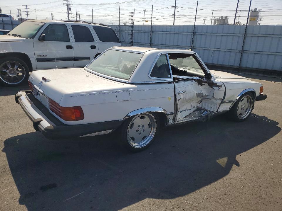 1975 Mercedes-benz 450 Sl მანქანა იყიდება აუქციონზე, vin: 10704412021895, აუქციონის ნომერი: 56337586