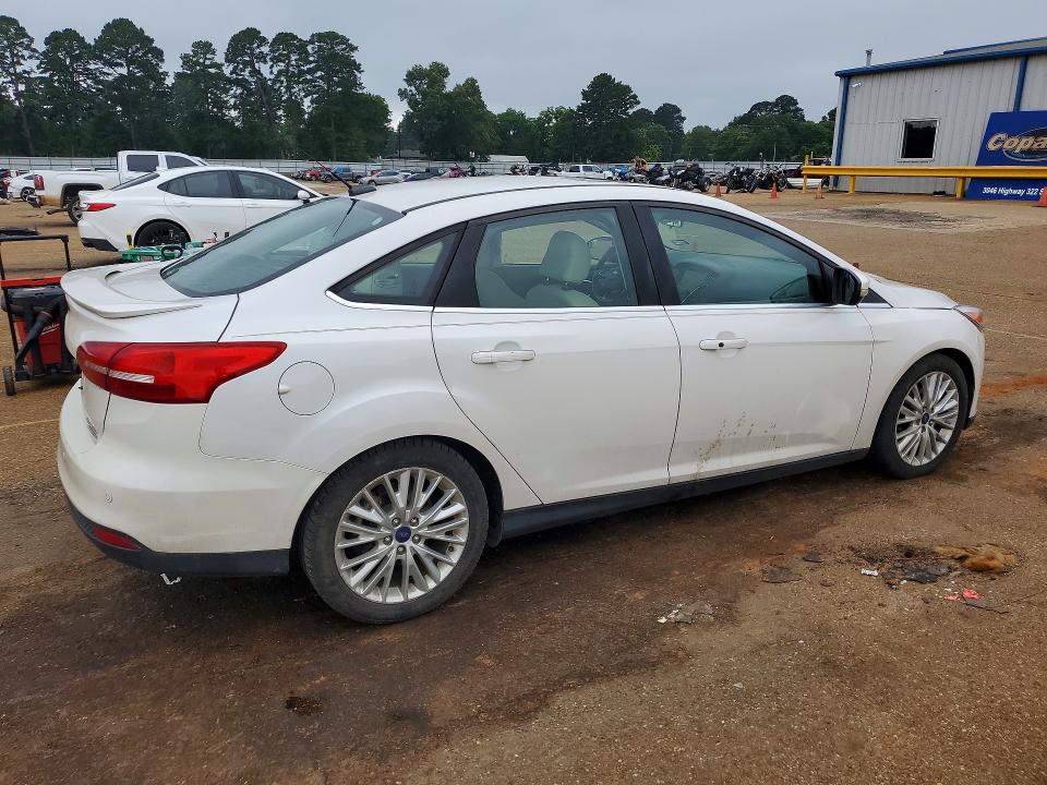 54874346 :رقم المزاد ، 1FADP3J27GL369208 vin ، 2016 Ford Focus مزاد بيع