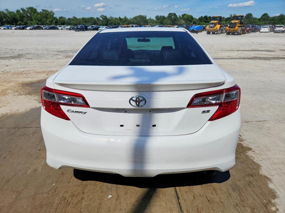 57723826 :رقم المزاد ، 4T1BF1FK3DU278486 vin ، 2013 Toyota Camry مزاد بيع