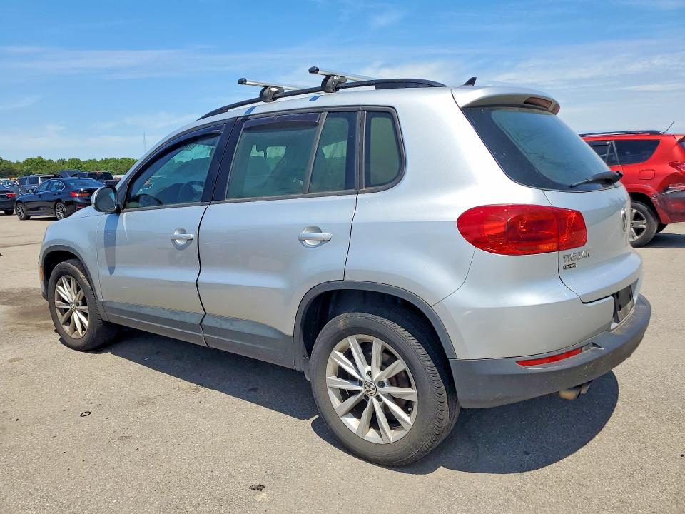 57920446 :رقم المزاد ، WVGBV7AX3HK043922 vin ، 2017 Volkswagen Tiguan مزاد بيع