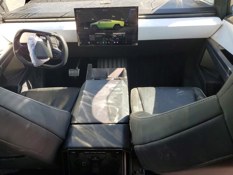 56484426 :رقم المزاد ، 7G2CEHED6RA026989 vin ، 2024 Tesla Cybertruck مزاد بيع