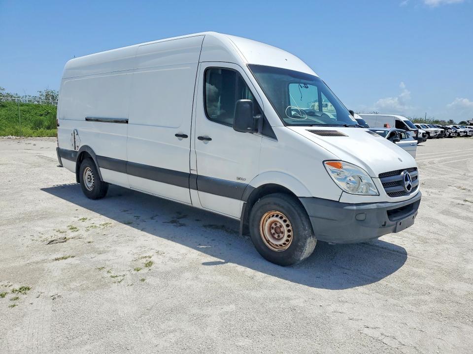 49897896 :رقم المزاد ، WD3PE8CB3C5683096 vin ، 2012 Mercedes-benz Sprinter مزاد بيع
