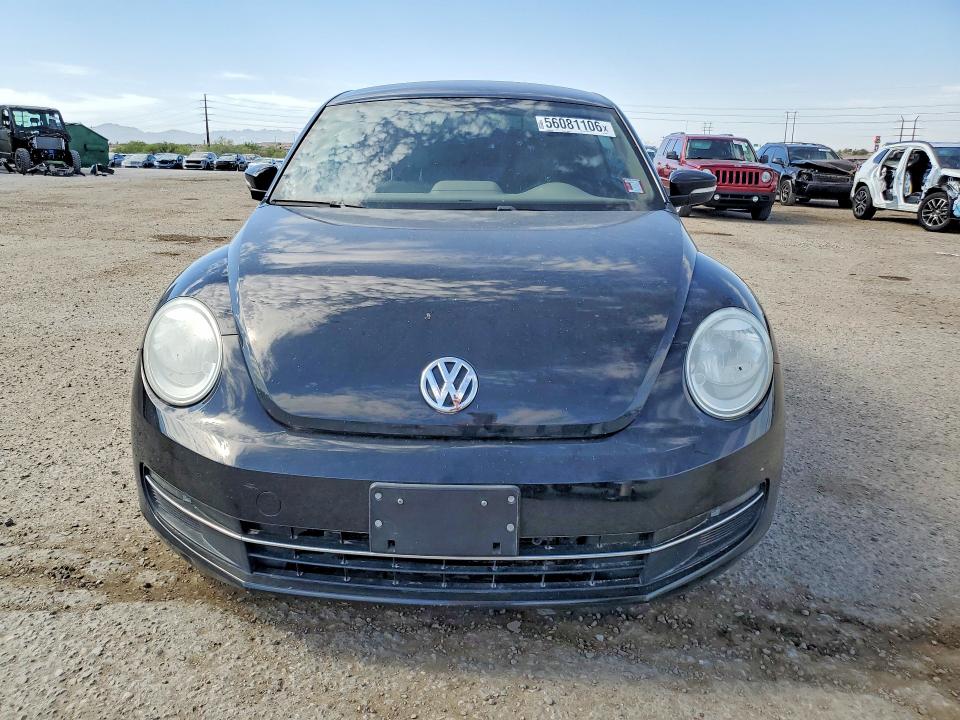 56081106 :رقم المزاد ، 3VWJL7AT5DM625927 vin ، 2013 Volkswagen Beetle مزاد بيع