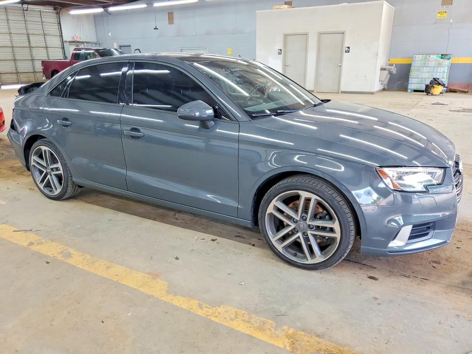 53971866 :رقم المزاد ، WAUAUGFF7H1046277 vin ، 2017 Audi A3 مزاد بيع