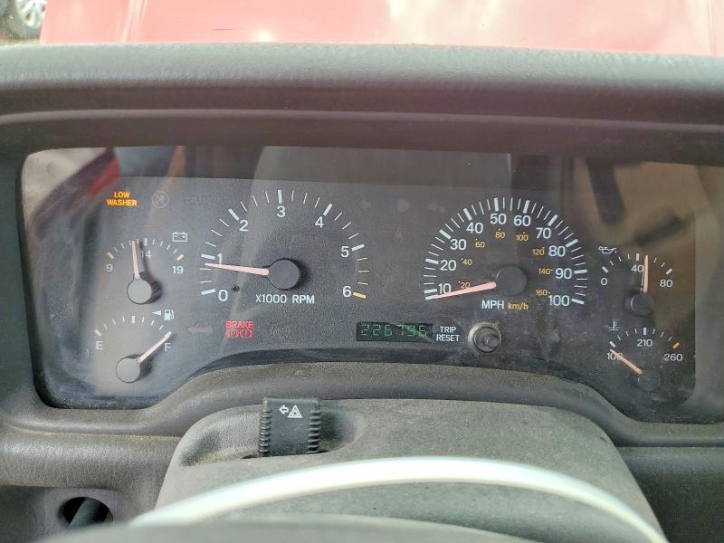Продажа на аукционе авто 2000 Jeep Cheeroke, vin: 1J4FF48S6YL160250, номер лота: 57912716