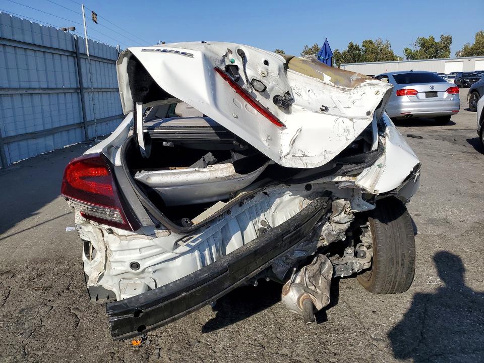 55717296 :رقم المزاد ، 2HGFG3B04FH525458 vin ، 2015 Honda Civic مزاد بيع