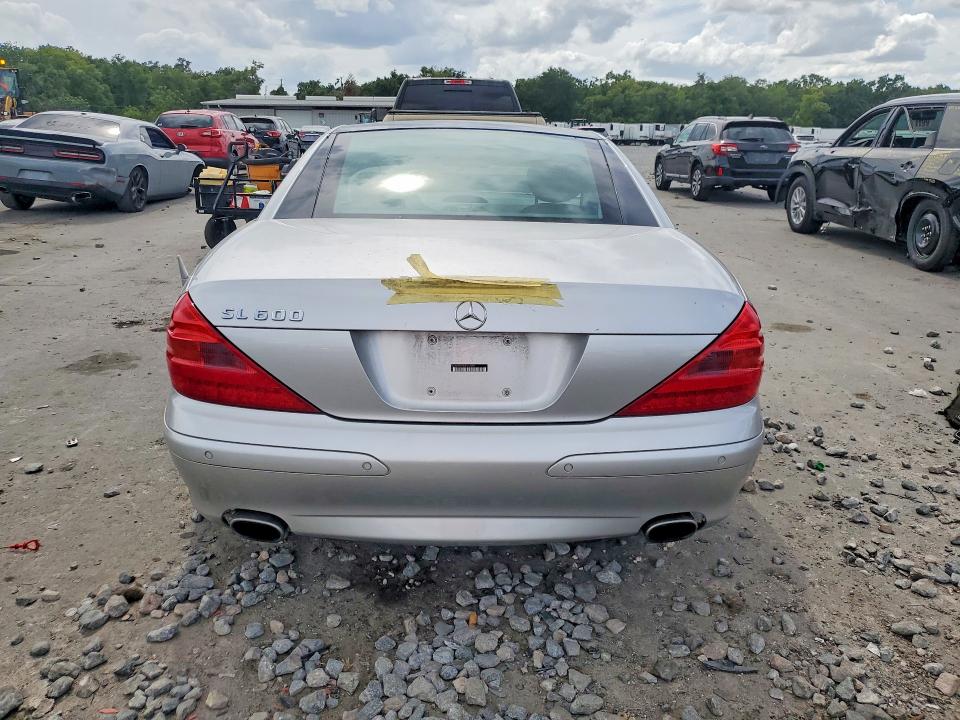 55740676 :رقم المزاد ، WDBSK76FX4F067097 vin ، 2004 Mercedes-benz Sl مزاد بيع