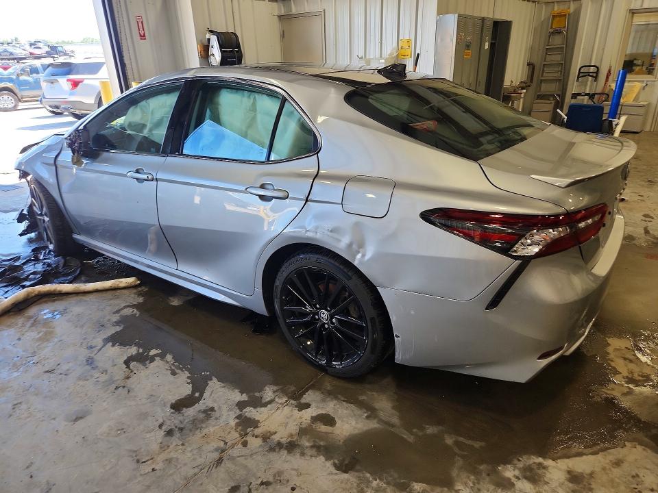 52578196 :رقم المزاد ، 4T1K61BK5RU126027 vin ، 2024 Toyota Camry مزاد بيع