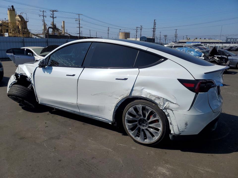 55838686 :رقم المزاد ، 7SAYGDEF6PF662022 vin ، 2023 Tesla Model Y مزاد بيع