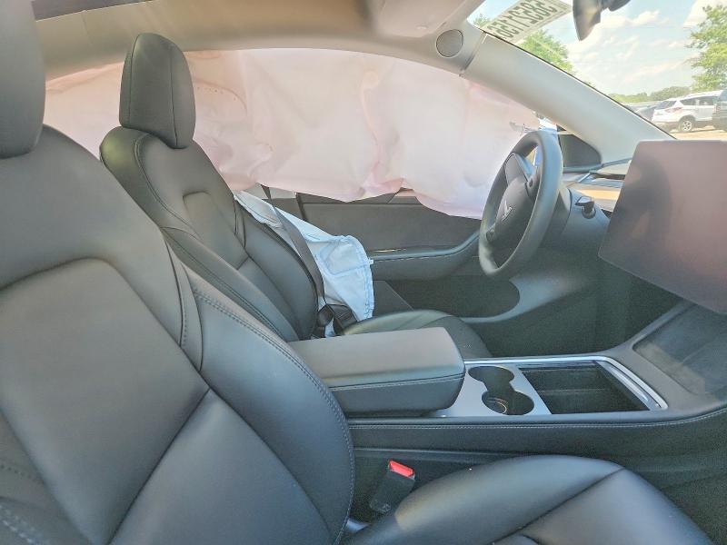 58521156 :رقم المزاد ، 7SAYGAEE4PF861169 vin ، 2023 Tesla Model Y مزاد بيع