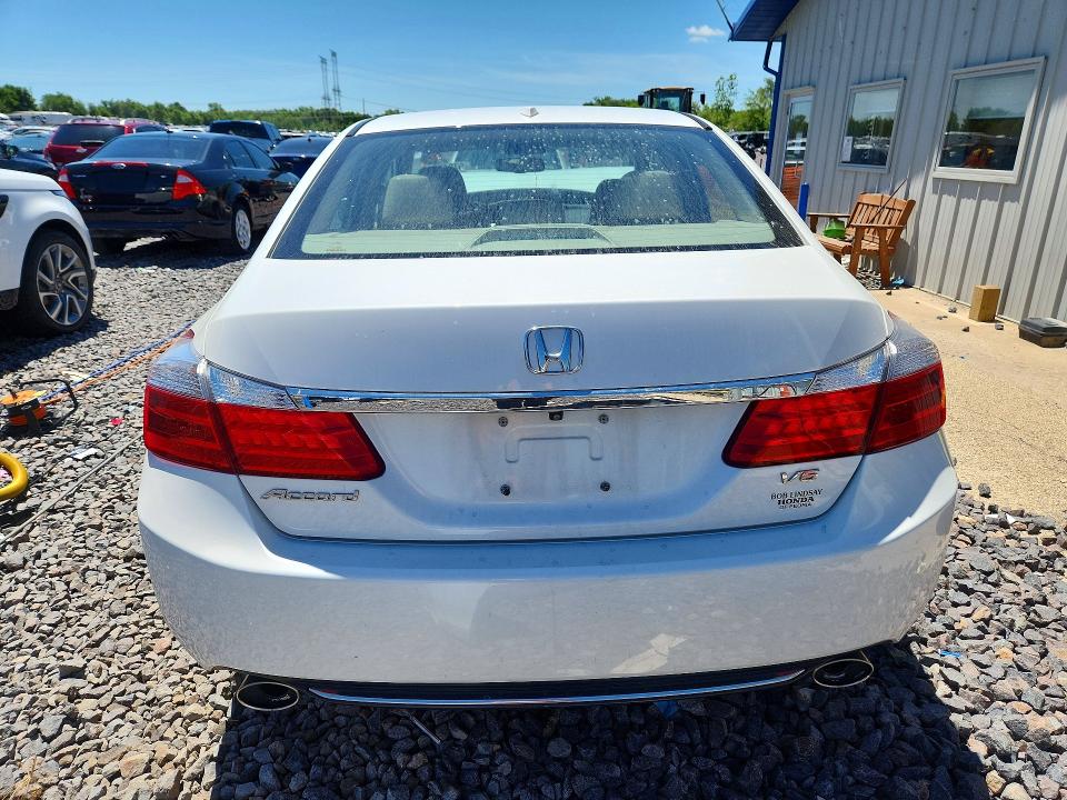 57947016 :رقم المزاد ، 1HGCR3F85FA014661 vin ، 2015 Honda Accord مزاد بيع