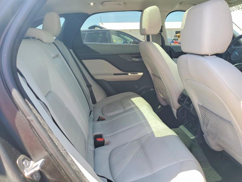 Продажа на аукционе авто 2017 Jaguar F-pace, vin: SADCK2BV2HA898977, номер лота: 54307036