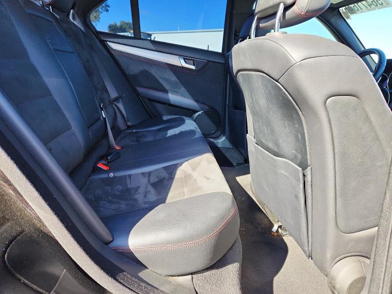 56471646 :رقم المزاد ، WDDGF4HBXEA902687 vin ، 2014 Mercedes-benz C مزاد بيع