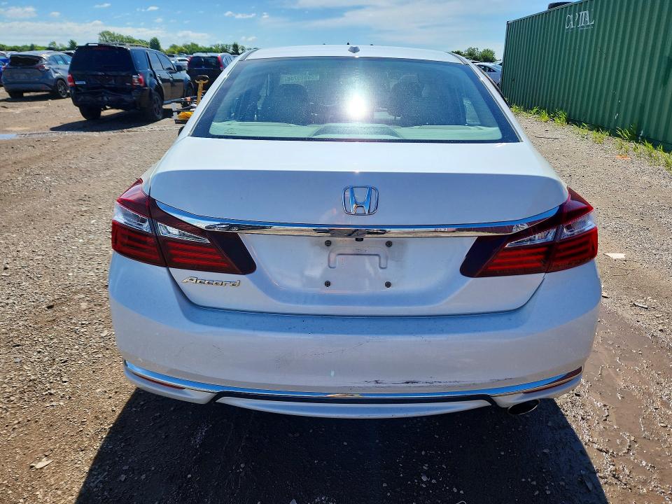 58510746 :رقم المزاد ، 1HGCR2F82HA064222 vin ، 2017 Honda Accord مزاد بيع